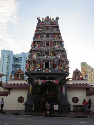 スリ・マリアマン寺院（ヒンドゥー教寺院）